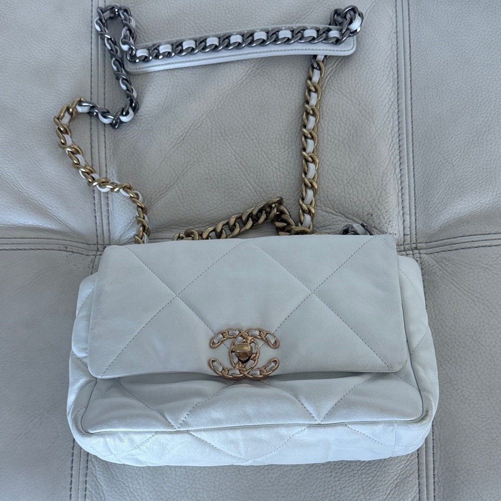 White Quilted Leather Chain Shoulder Bag with Gold-Tone Logo